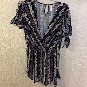 Romper (comfortable, breathable)